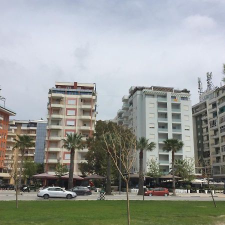 Sea View Apartment Onorato 1 Vlorë Buitenkant foto